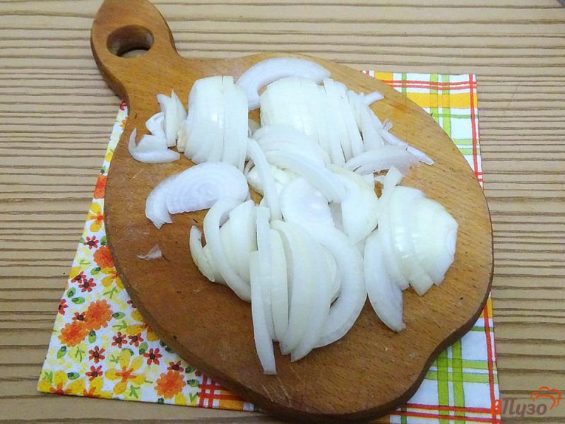 Фото приготовление рецепта: Куриные голени с грибами шаг №2