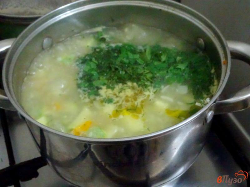 Фото приготовление рецепта: Суп с рисом и кабачками шаг №9