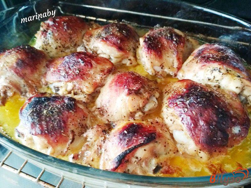 Фото приготовление рецепта: Куриные бедрышки в сладком маринаде шаг №4