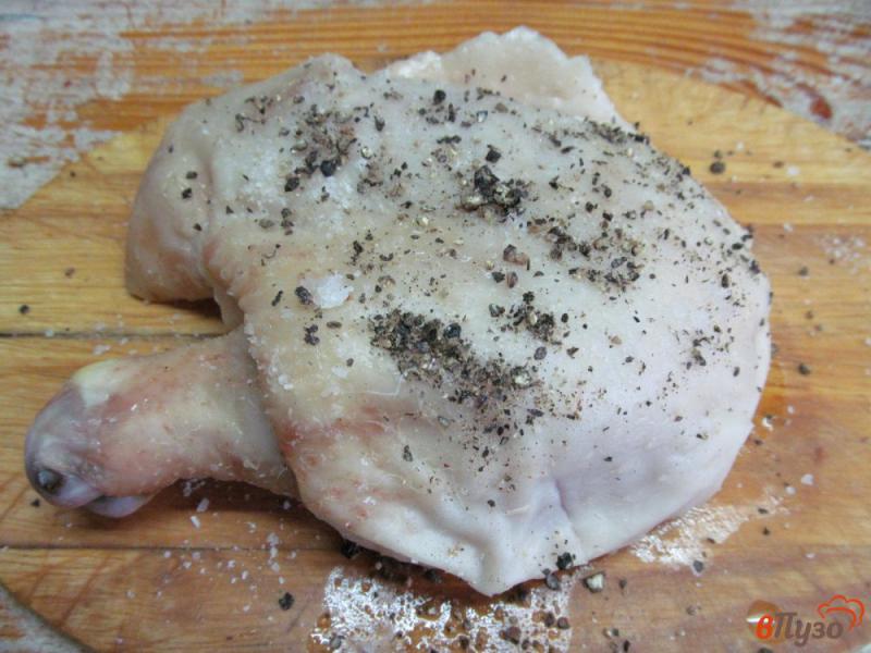 Фото приготовление рецепта: Куриный окорочок под виноградным соусом шаг №1