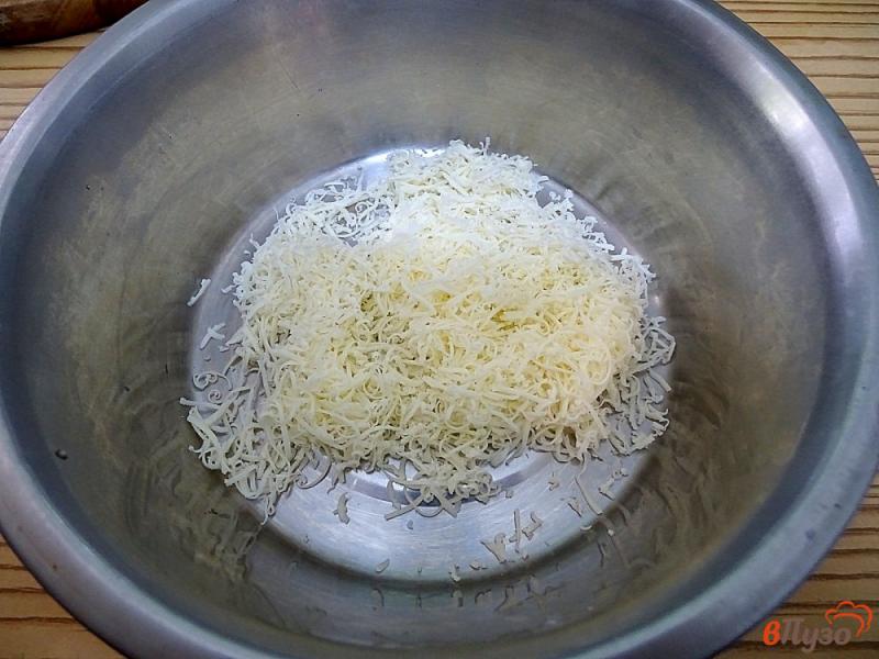 Фото приготовление рецепта: Кабачки жареные со сметанно - чесночным соусом шаг №3