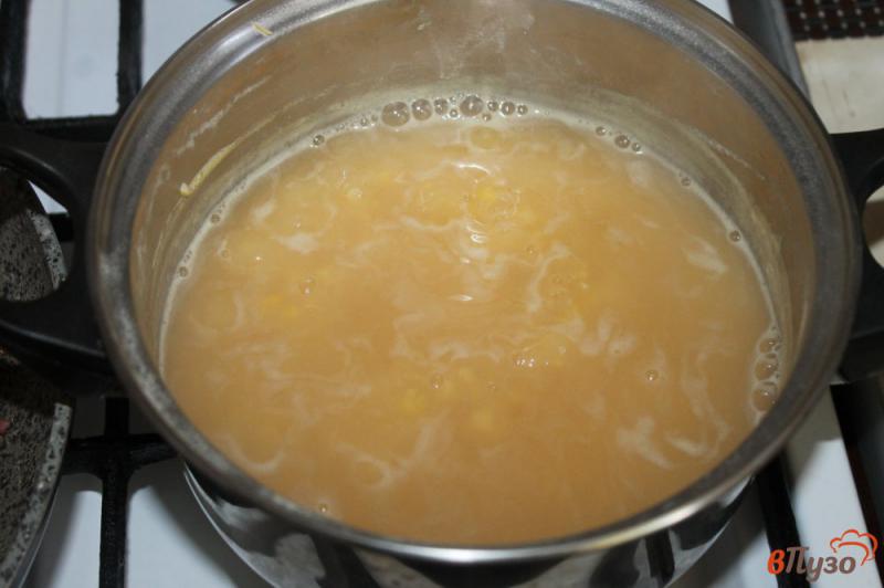 Фото приготовление рецепта: Гороховый суп на беконе с копченой колбасой шаг №1