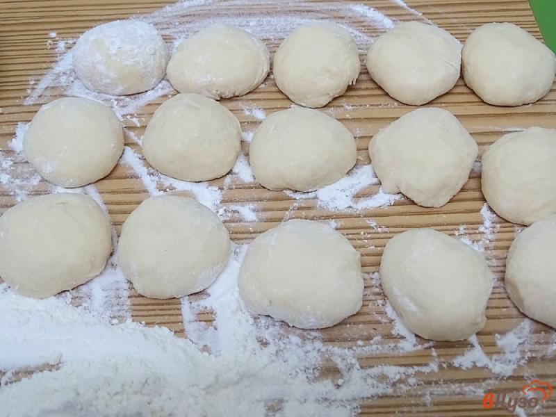 Фото приготовление рецепта: Пирожки с капустой на кефире, жареные шаг №8