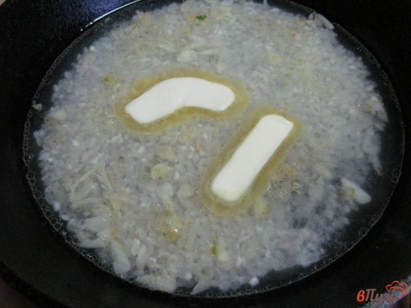 Фото приготовление рецепта: Рис рассыпчатый с чесноком шаг №3
