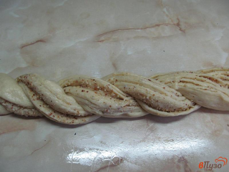 Фото приготовление рецепта: Пирог с начинкой из арахиса шаг №11