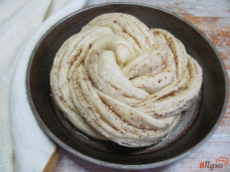 Фото приготовление рецепта: Пирог с начинкой из арахиса шаг №12