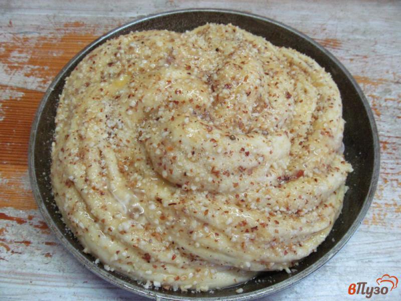 Фото приготовление рецепта: Пирог с начинкой из арахиса шаг №13