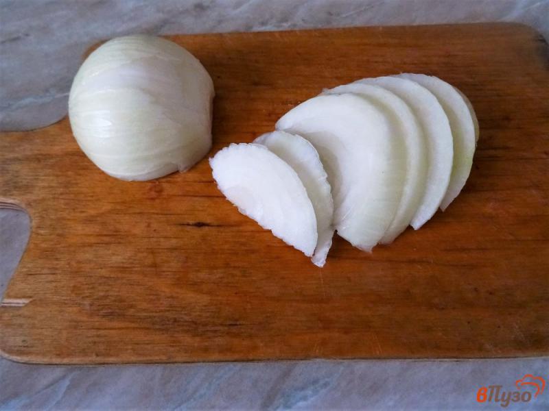 Фото приготовление рецепта: Говядина с яблоками и луком шаг №8
