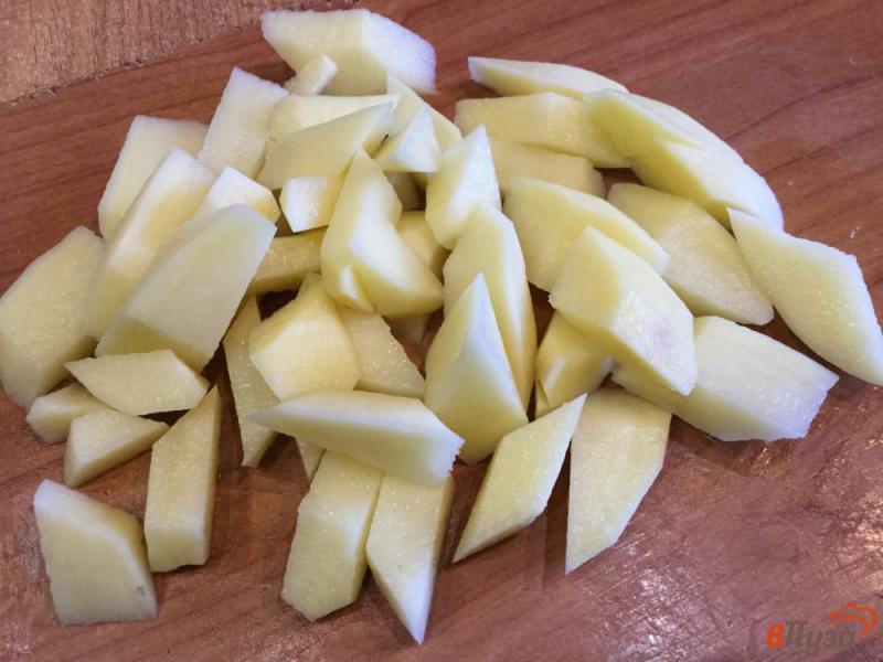 Фото приготовление рецепта: Жаренный картофель с фаршем шаг №1