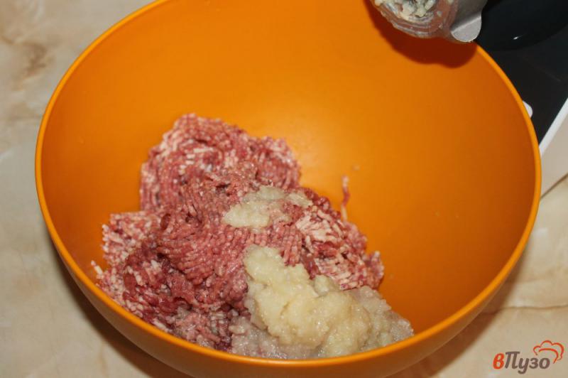 Фото приготовление рецепта: Домашние пельмени с утиным мясом и укропом шаг №2