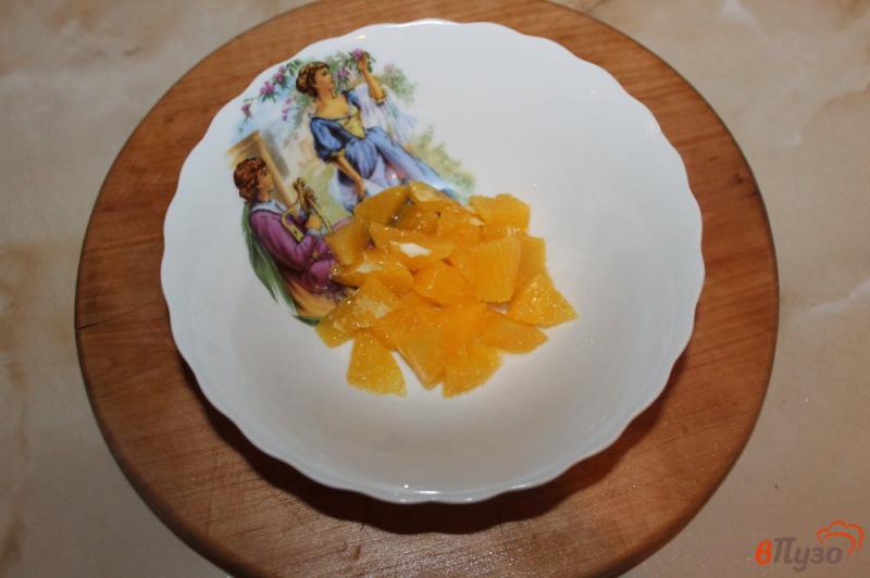 Фото приготовление рецепта: Салат из филе апельсина, плавленого сыра и куриного филе шаг №1