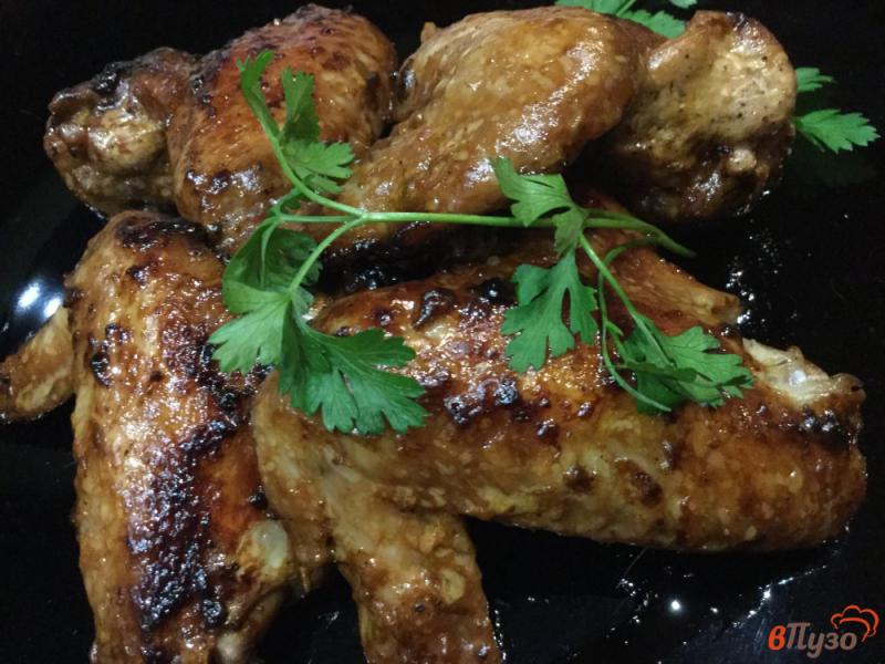 Фото приготовление рецепта: Куриные крылья в маринаде в мультиварке шаг №8