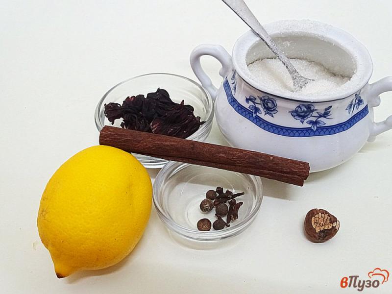 Фото приготовление рецепта: Чай каркале с пряностями шаг №1