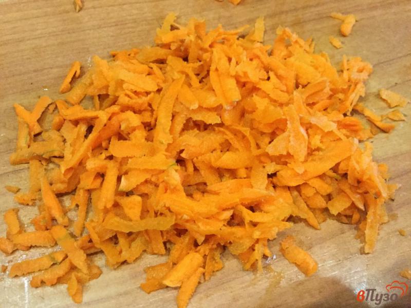 Фото приготовление рецепта: Капуста с баклажанами, морковью и помидорами, тушеная в мультиварке шаг №3