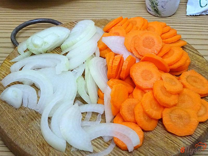 Фото приготовление рецепта: Суп пюре из кабачков и картофеля шаг №2