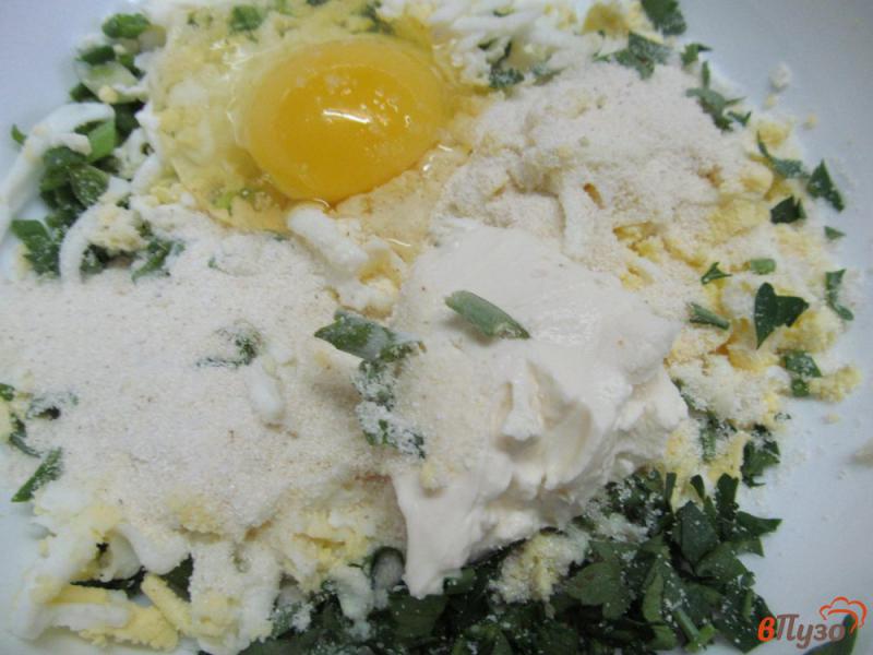 Фото приготовление рецепта: Котлеты из вареных яиц шаг №3