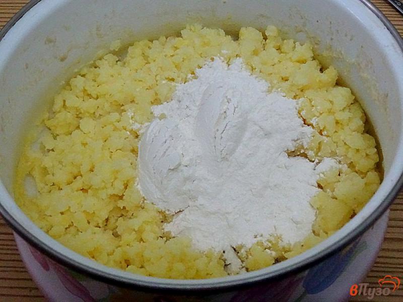 Фото приготовление рецепта: Зразы картофельные с грибами шаг №7