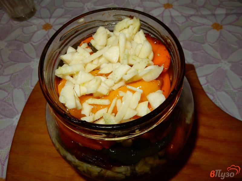 Фото приготовление рецепта: Жареный перец с чесноком на зиму шаг №9