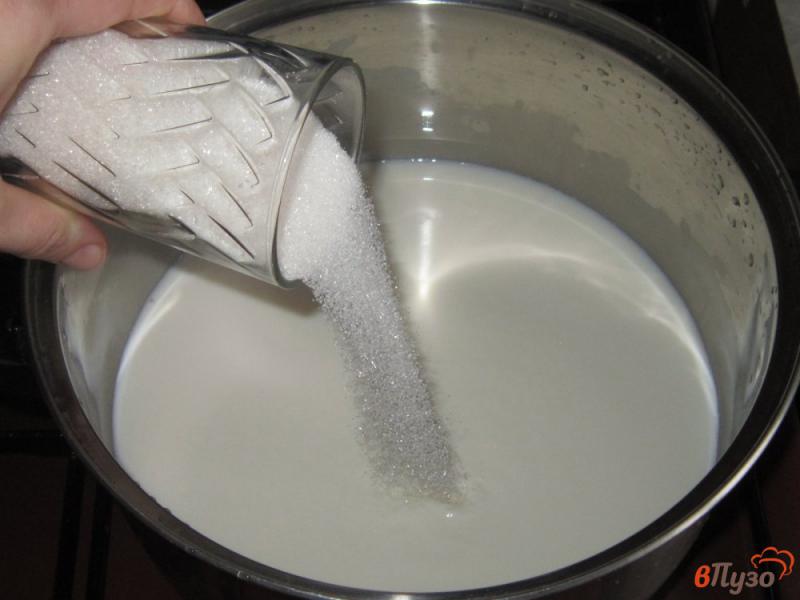 Фото приготовление рецепта: Сгущенка из домашнего молока шаг №2
