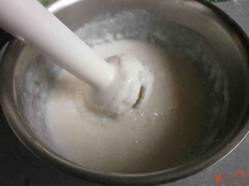 Фото приготовление рецепта: Десерт из рисового крема с айвой гренадин шаг №4