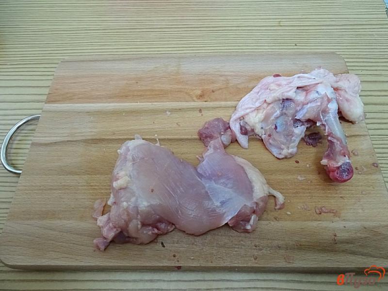Фото приготовление рецепта: Куриное мясо в панировке шаг №2