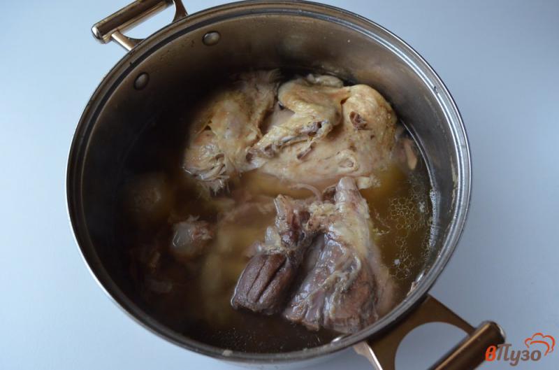 Фото приготовление рецепта: Холодец из курицы и говядины шаг №5