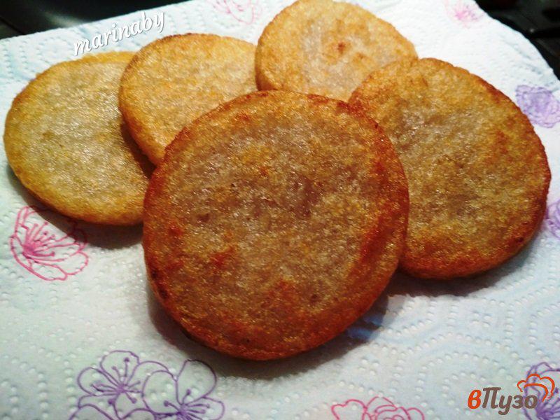 Фото приготовление рецепта: Картофельные драники с лососем шаг №2