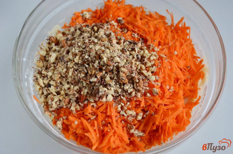 Фото приготовление рецепта: Морковный пирог шаг №6