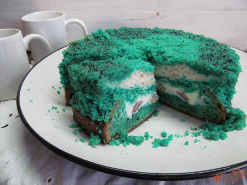 Фото приготовление рецепта: Бисквитный торт с кремом из сметаны шаг №19