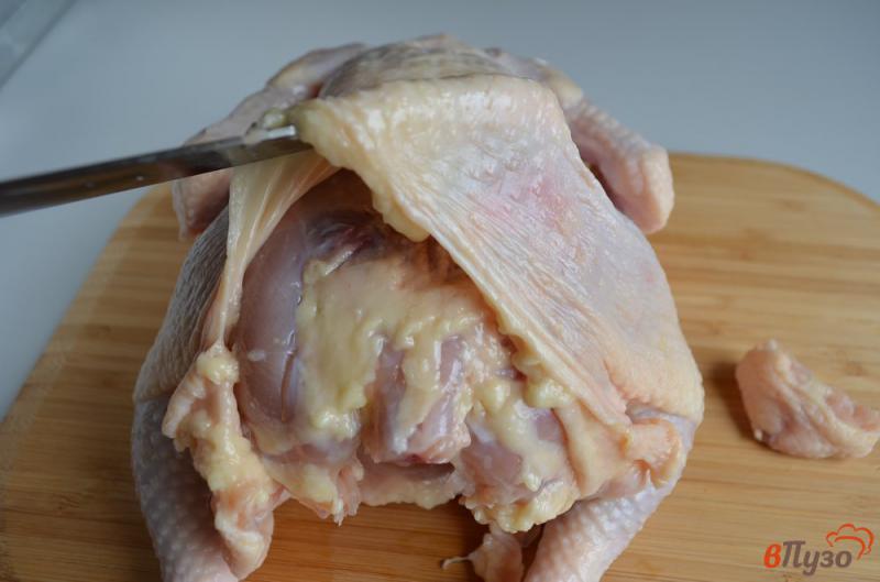 Фото приготовление рецепта: Праздничная курица шаг №3