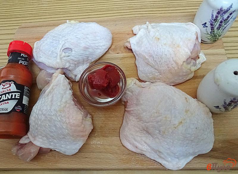 Фото приготовление рецепта: Куриные бёдра запеченные в духовке шаг №1