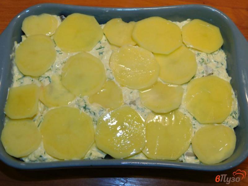 Фото приготовление рецепта: Картофельная запеканка под шубой шаг №4