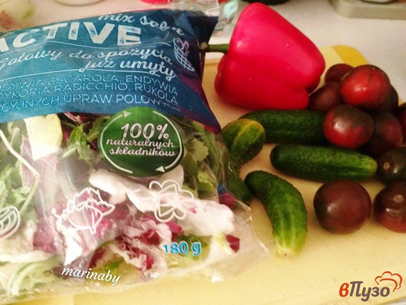 Фото приготовление рецепта: Салат из свежий овощей шаг №1
