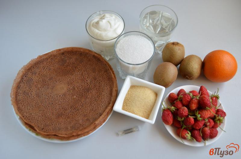 Фото приготовление рецепта: Блинный торт с фруктами шаг №1