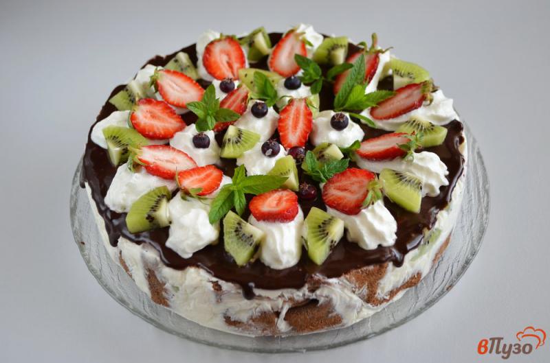 Фото приготовление рецепта: Блинный торт с фруктами шаг №15