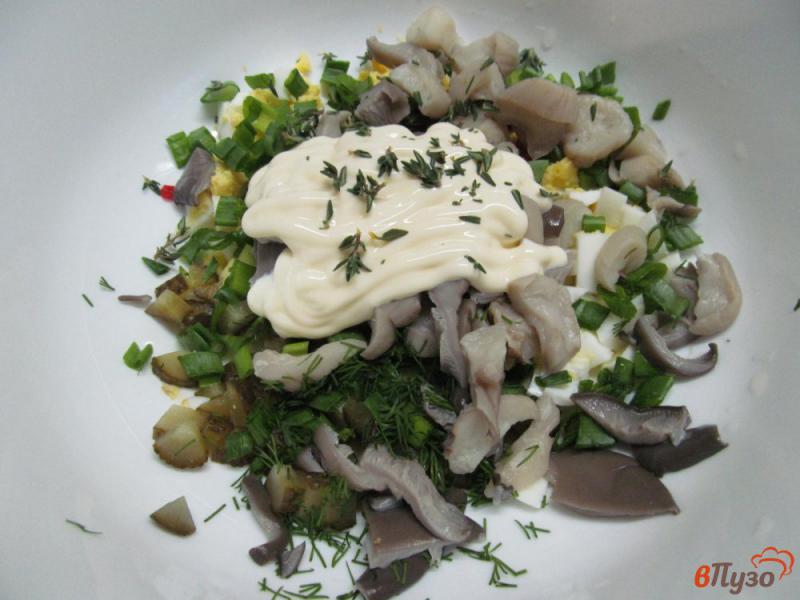 Фото приготовление рецепта: Грибной салат шаг №4