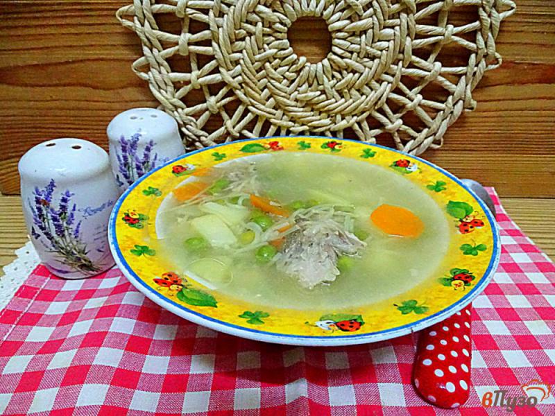 Фото приготовление рецепта: Суп с вермишелью и горошком шаг №6