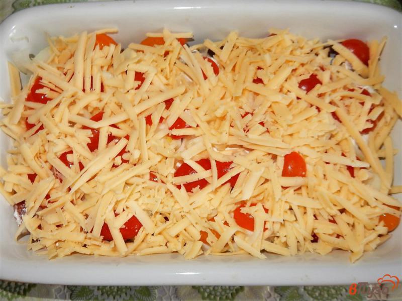 Фото приготовление рецепта: Кета запеченная с помидорами черри шаг №9