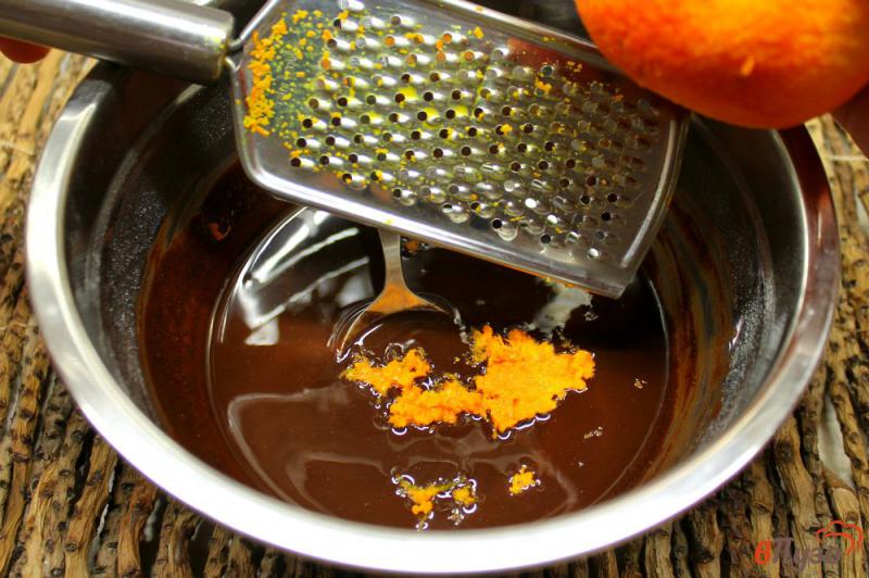 Фото приготовление рецепта: Шоколадные конфеты с цедрой апельсина шаг №4