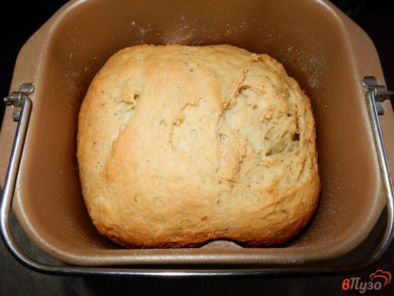 Фото приготовление рецепта: Французский хлеб с чесноком и зеленью шаг №9