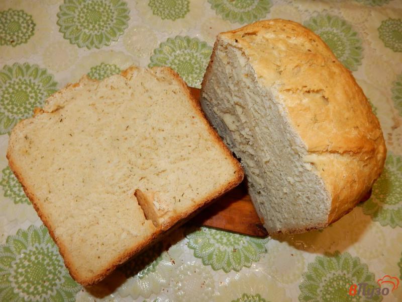 Фото приготовление рецепта: Французский хлеб с чесноком и зеленью шаг №12