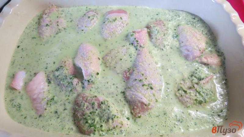 Фото приготовление рецепта: Курица в зеленом соусе шаг №5