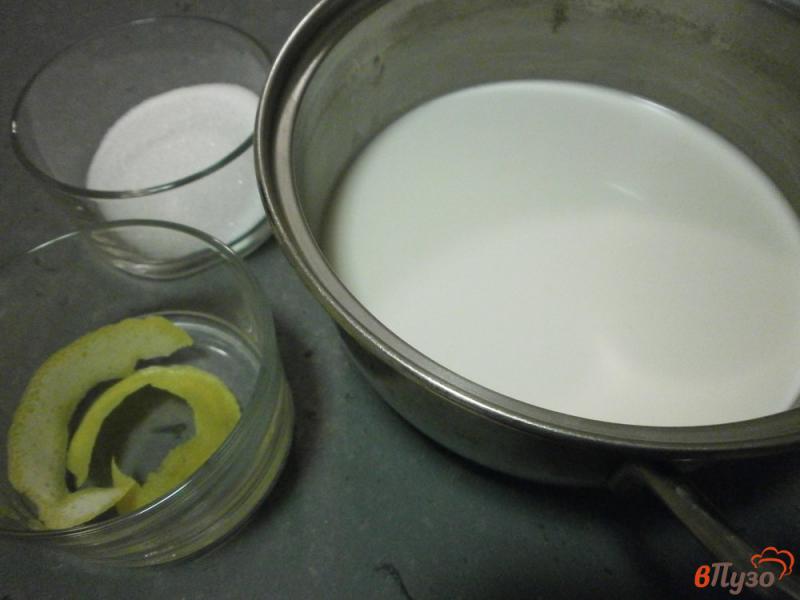 Фото приготовление рецепта: Заварной крем ( crema pasticcera) шаг №2