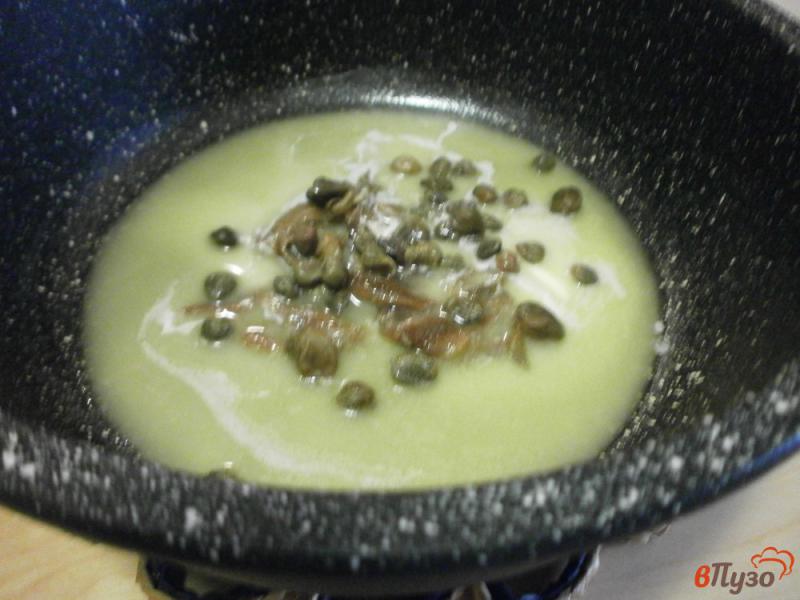 Фото приготовление рецепта: Филе хека в сливочном масле по - французски шаг №3