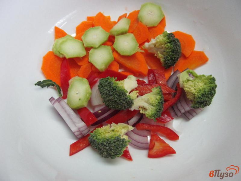 Фото приготовление рецепта: Запеченные овощи в томате шаг №3
