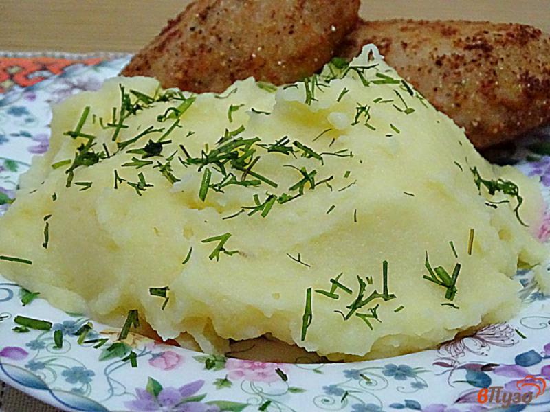 Фото приготовление рецепта: Картофельное пюре со сливками и моцареллой шаг №8