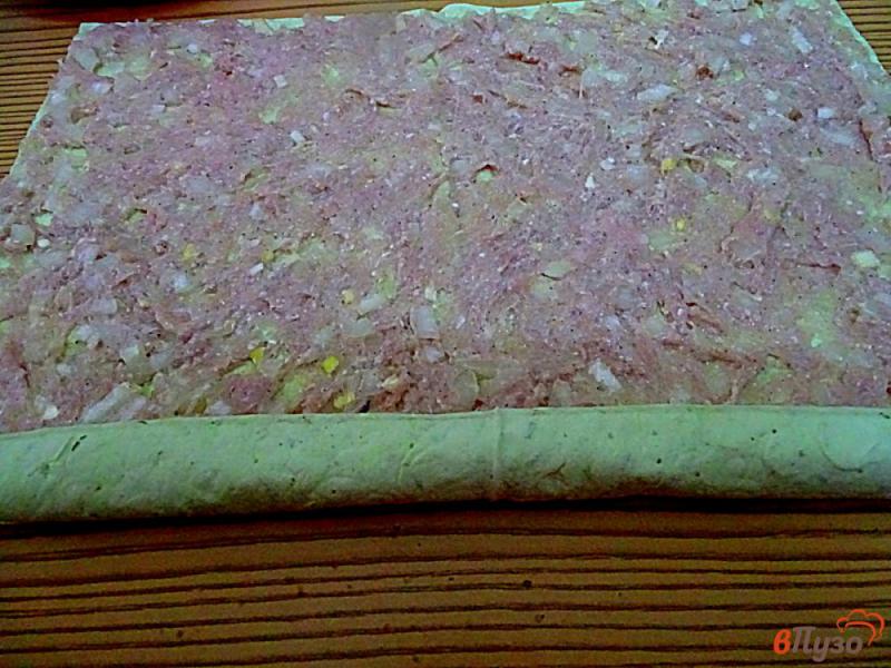 Фото приготовление рецепта: Ленивые пельмени розочки из лаваша шаг №5