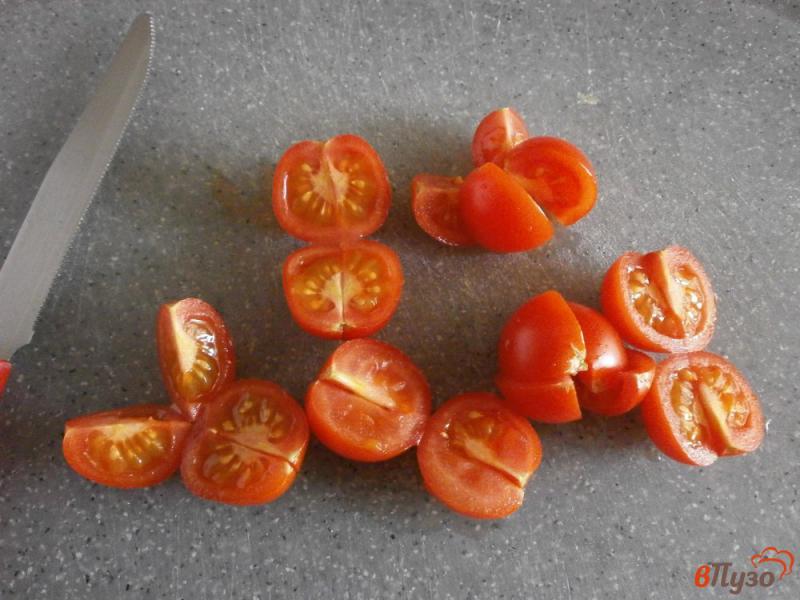 Фото приготовление рецепта: Филе дорады с помидорами черри и каперсами шаг №2