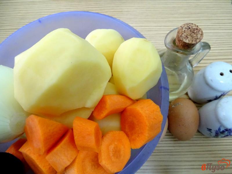 Фото приготовление рецепта: Драники с морковью шаг №1
