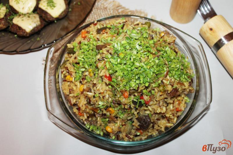 Фото приготовление рецепта: Рис ассорти с овощами в мультиварке шаг №10